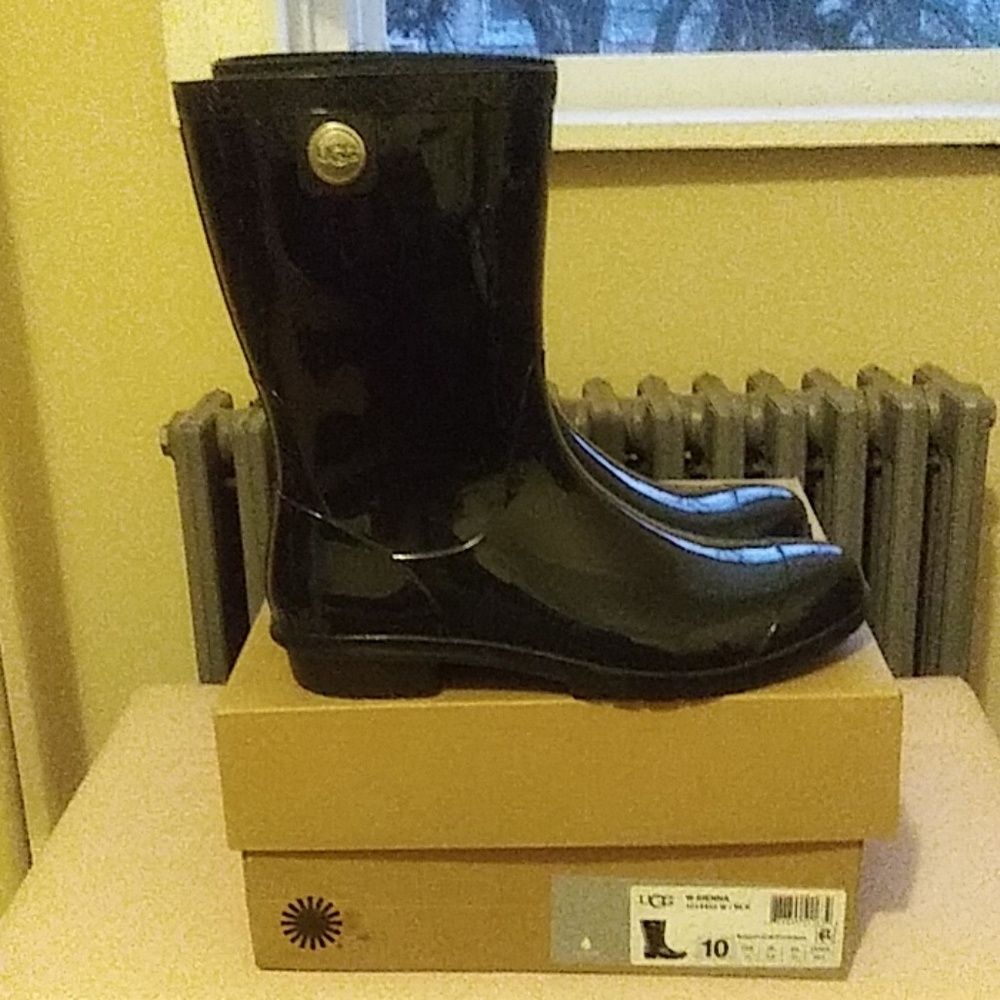 Ugg Rain Boots
